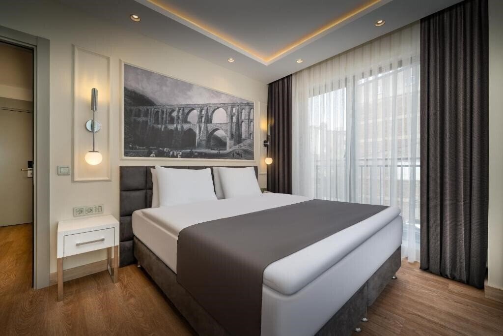 Отель Rai Premium Istanbul 4*