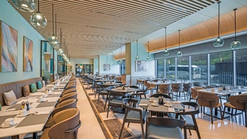 Изображение Radisson Hotel Istanbul Merter 5*