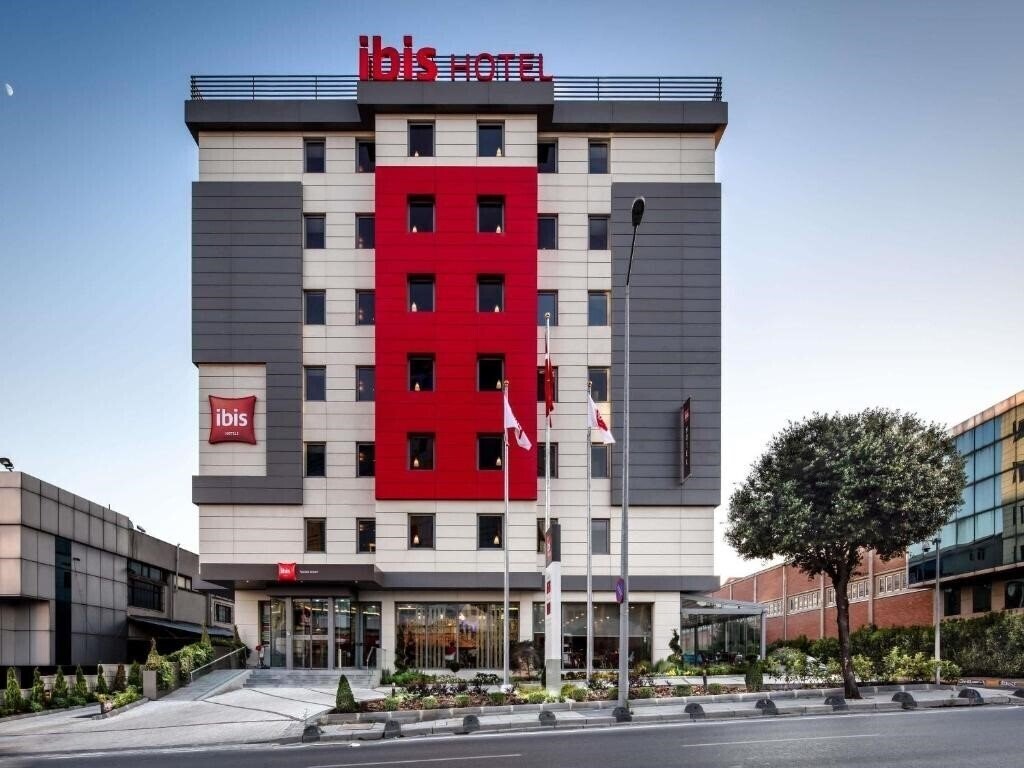 Отель Ibis Istanbul West 3*