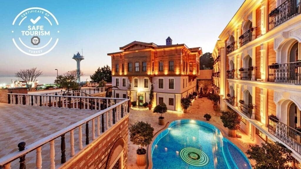 Готель Seven Hills Palace & SPA 4*