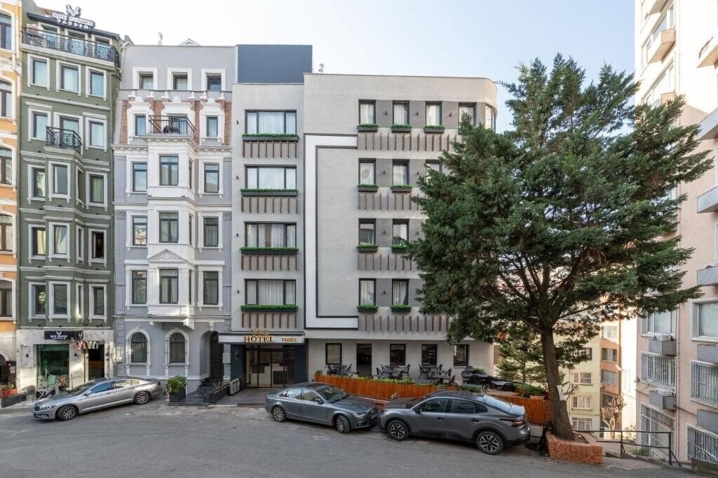 Отель Yez Boutique Hote 3*