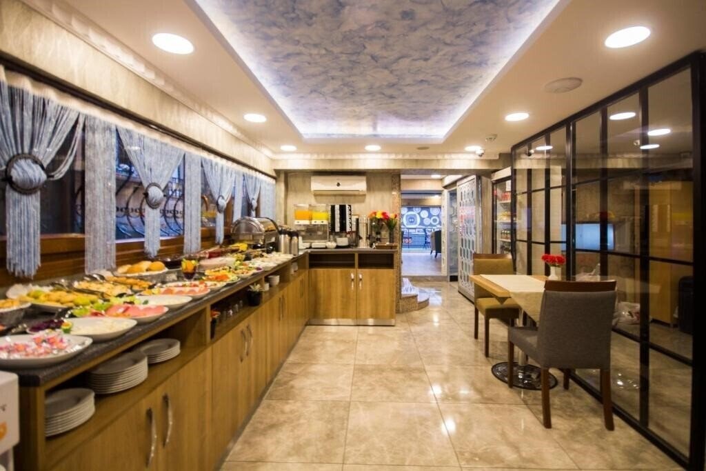 Фото Bestur Hotel 3*