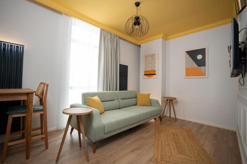 Фотографія Bird Nest Suites 5*
