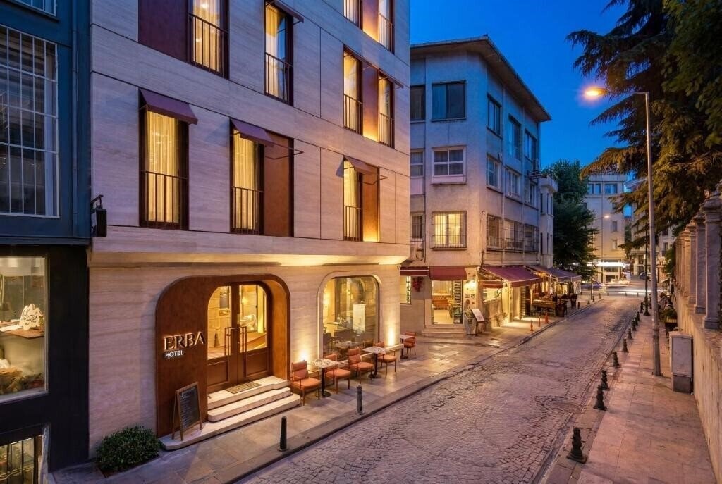 Отель Erba Hotel 4*