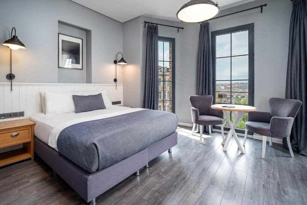 Готель Urban Quarters - Loft 4*