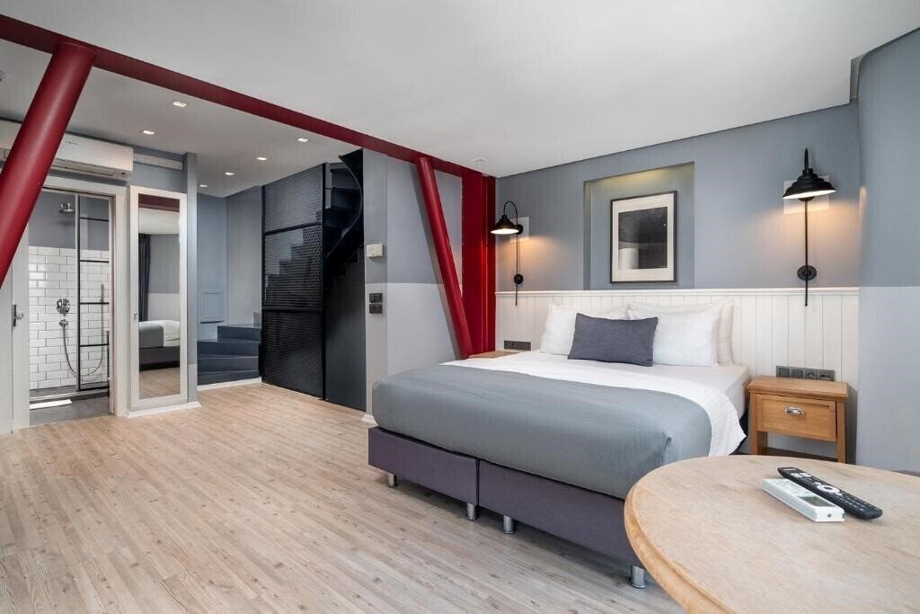 Фото Urban Quarters - Loft 4*