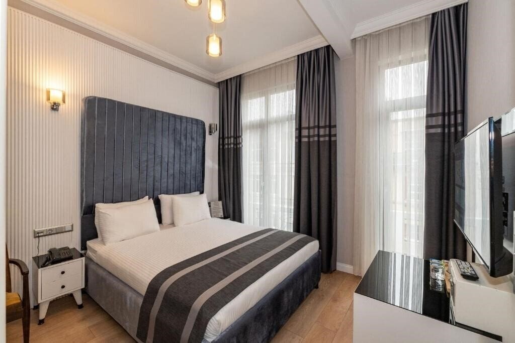 Фото The Now Hotel 3*