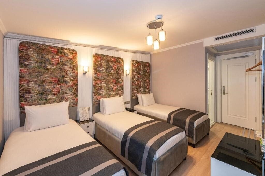 Фотографія The Now Hotel 3*