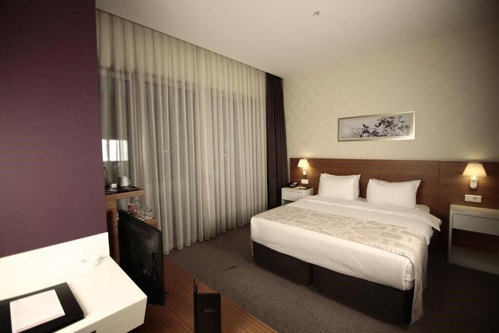 Фото Ramada Plaza by Wyndham Istanbul Asia Airport 5*