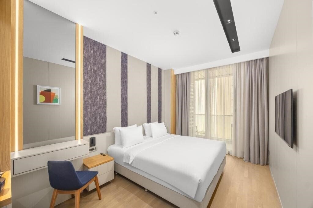 Картинка Holiday Inn Istanbul Beylikduzu by IHG 4*