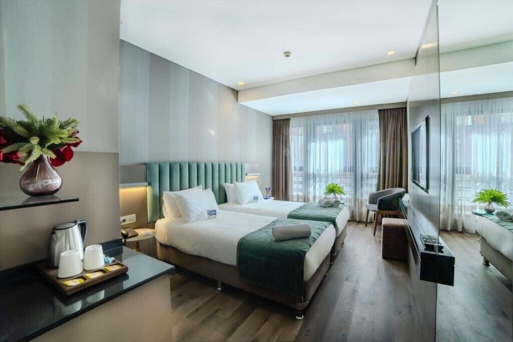 Фото The Tango Hotel Istanbul 3*