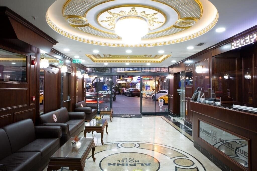 Готель Alpinn Hotel Due 4*
