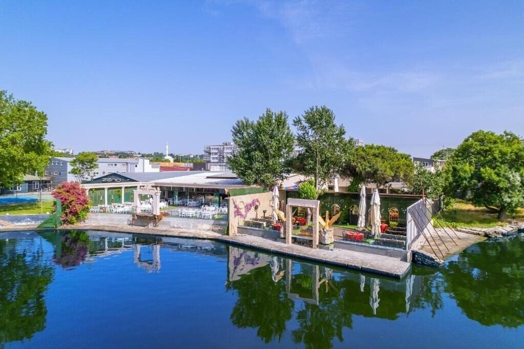 Готель La Pearl Konaklama 3*