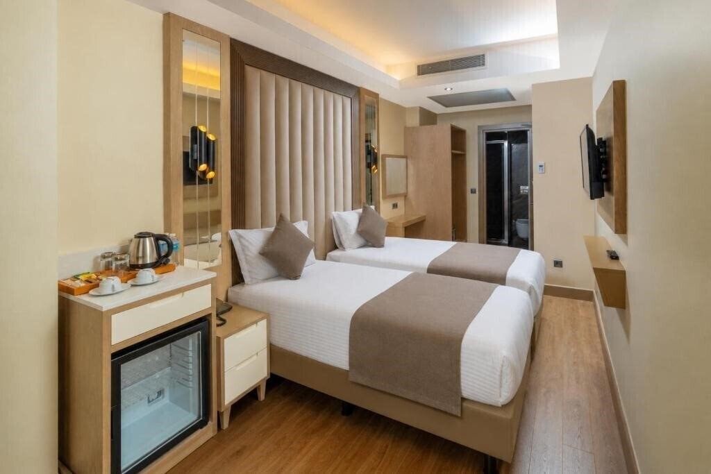 Фото Asilzade Hotel Sirkeci Hotel 2*