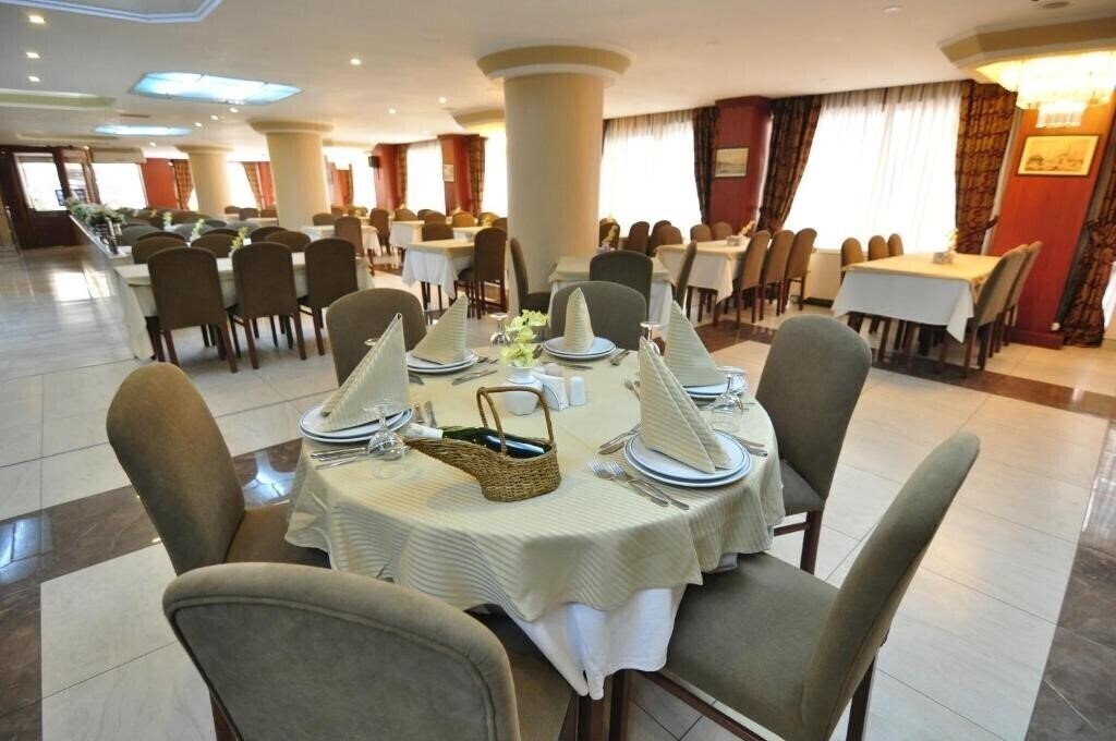 Картинка Buyuk Sahinler 4*