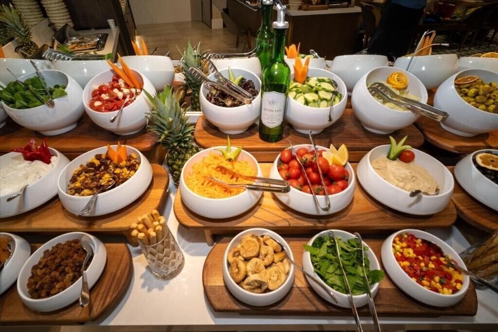 Картинка Rayelin Hotel Old Town 4*