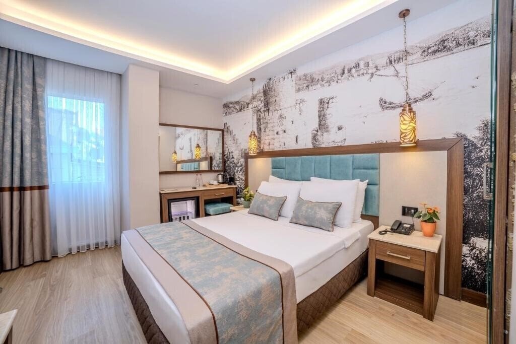 Готель Grand Hilarium 4*