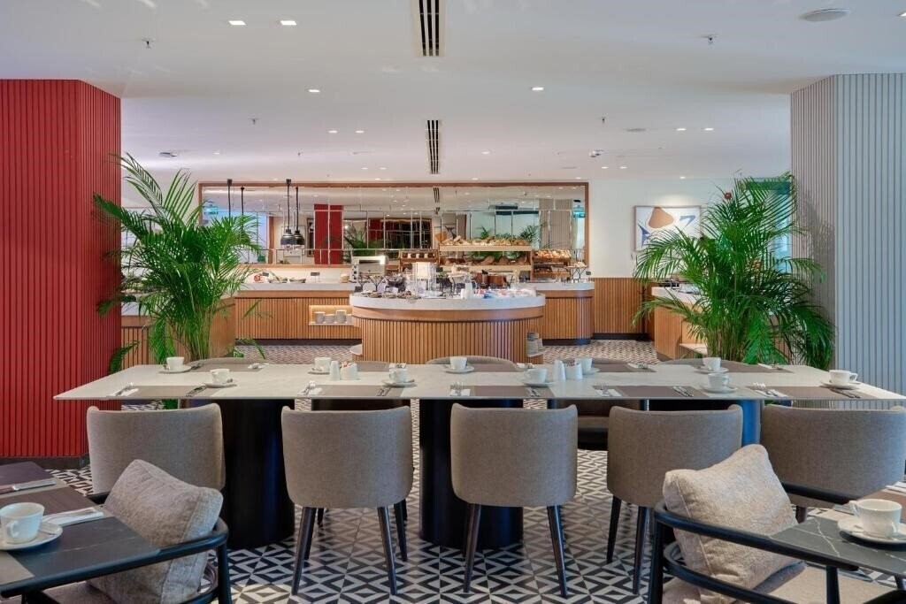 Изображение Crowne Plaza Istanbul Zeytinburnu by IHG 4*
