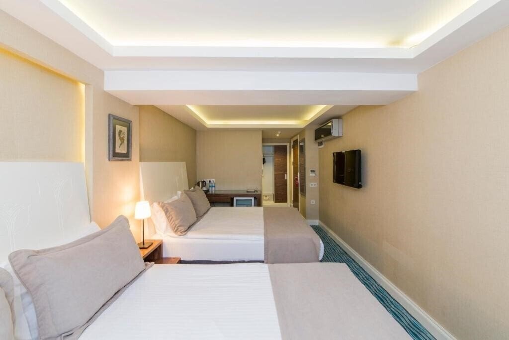 Фото Astor Hotel 3*