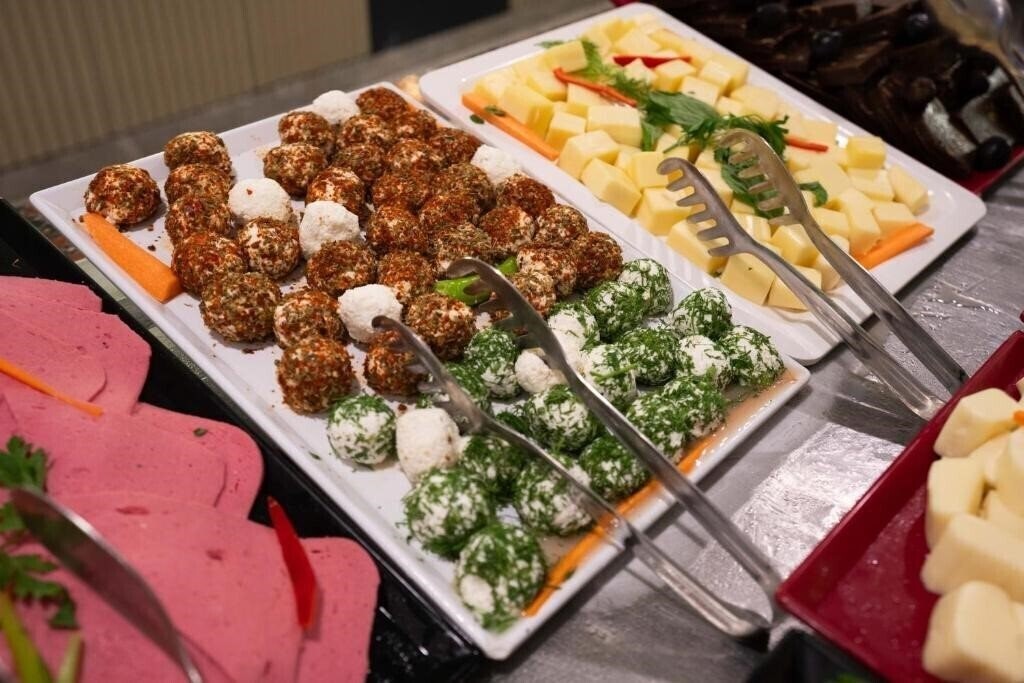 Картинка Lion Hotel 4*