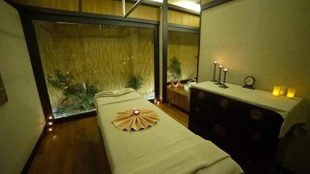 Фото Point Hotel Taksim 4*