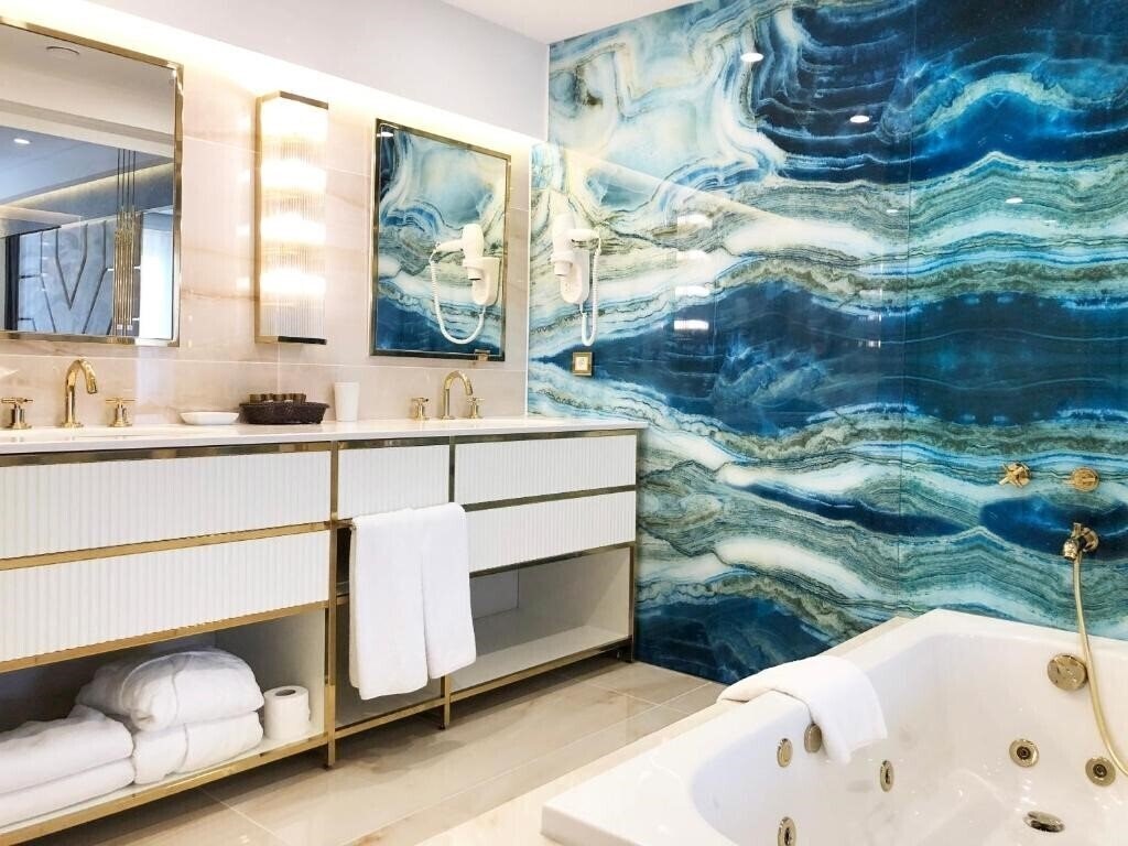 Зображення AHC Old City Hotel 4*