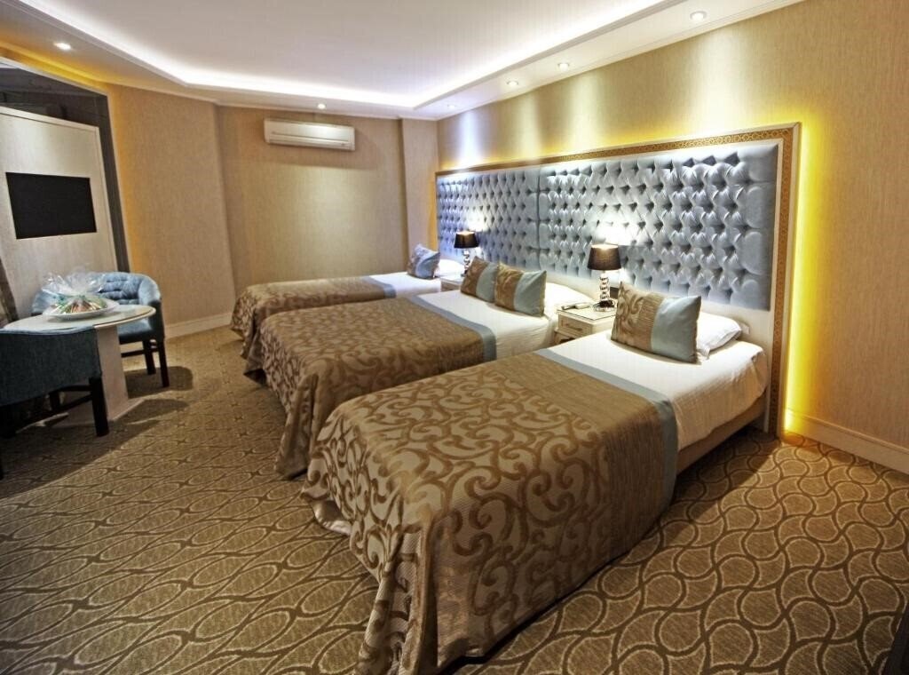 Отель The Parma Hotel Downtown (ex. Black Bird) 4*