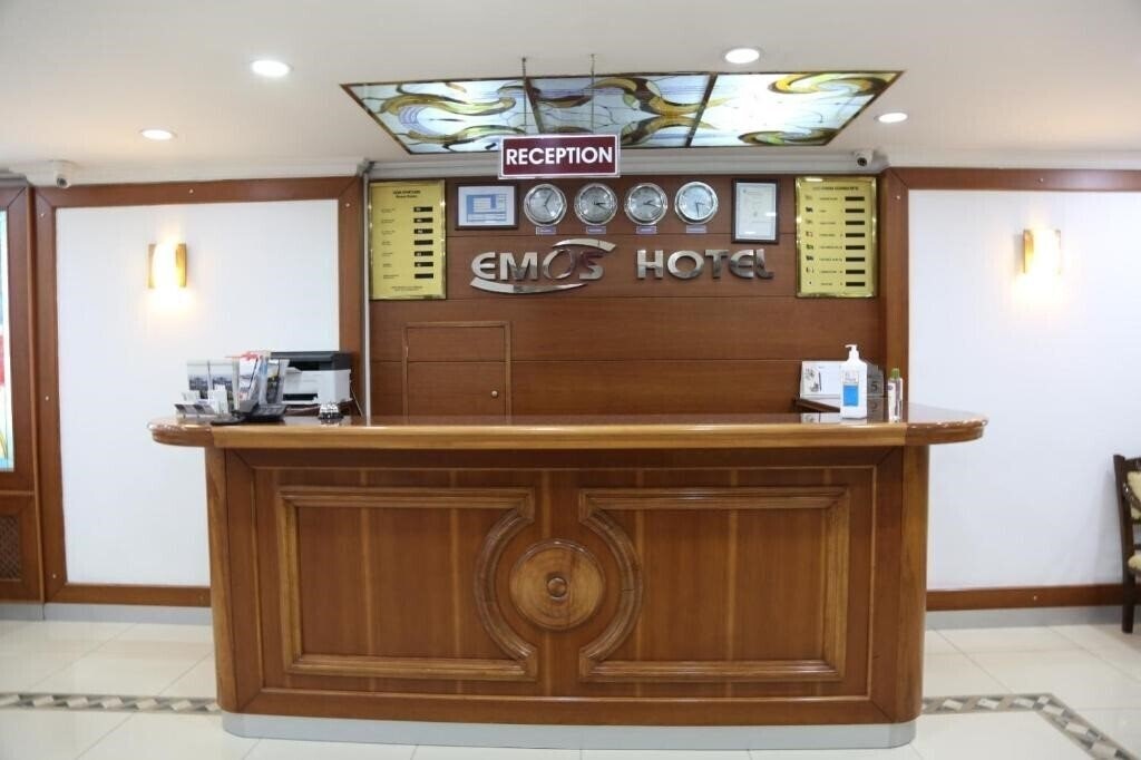Фотографія Emos Hotel 3*