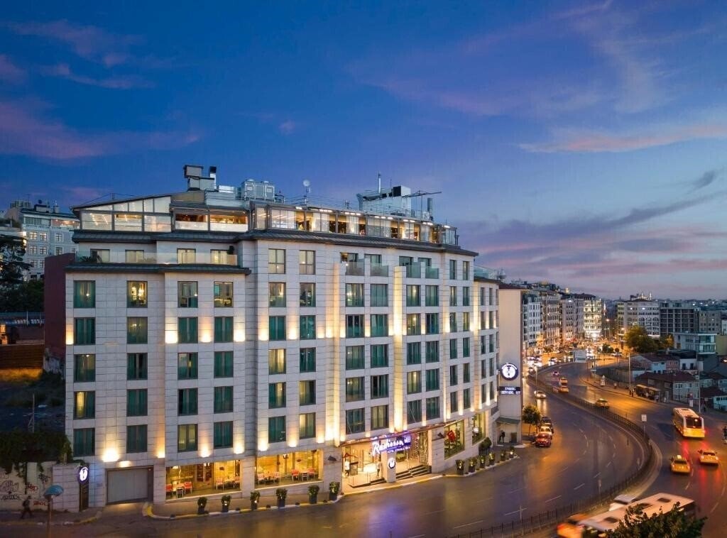 Фото Radisson Blu Hotel Istanbul Pera 5*