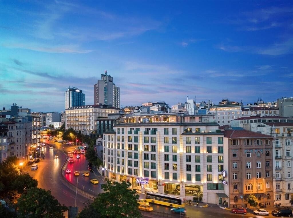 Фотографія Radisson Blu Hotel Istanbul Pera 5*