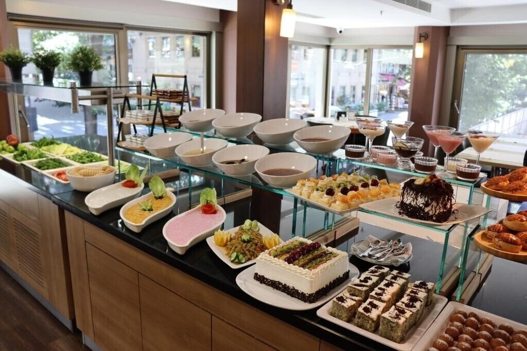 Фото Riva Otel 4*