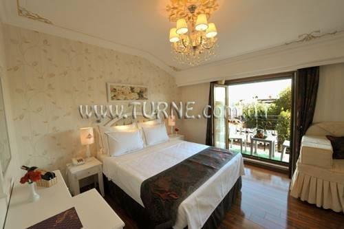 Готель Albinas Hotel 4*