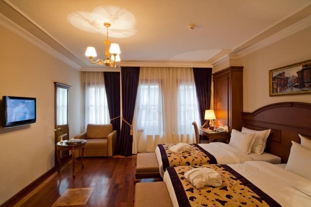 Готель GLK Premier The Home Suites & SPA (ex. Best Western Premier The Home Suites & SPA) 4*