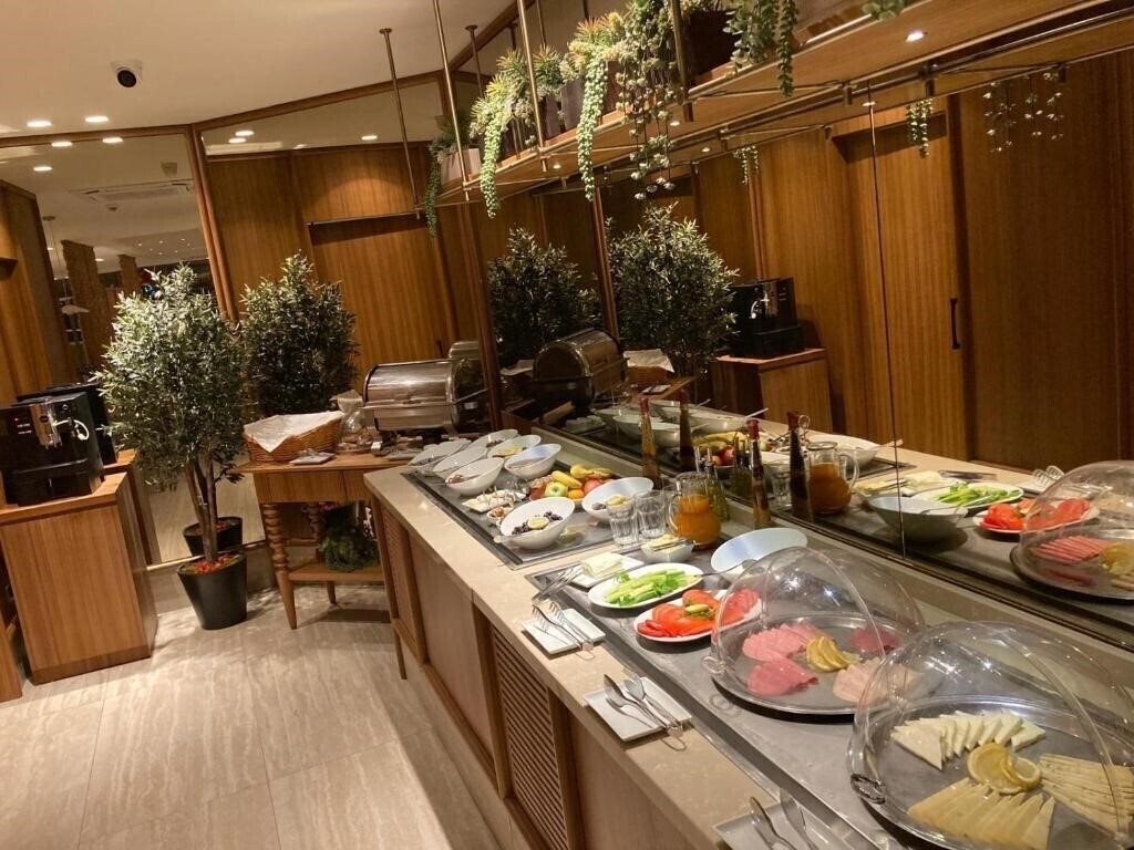 Зображення Housez Suites & Apartments 4*