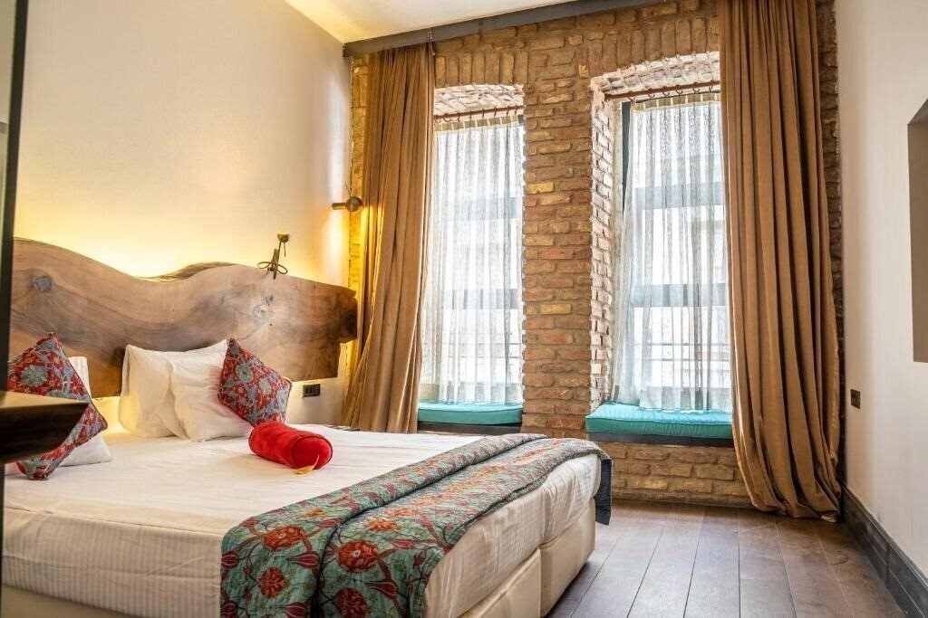 Картинка West Pera Hotel (ex. Gumusyan) 3*