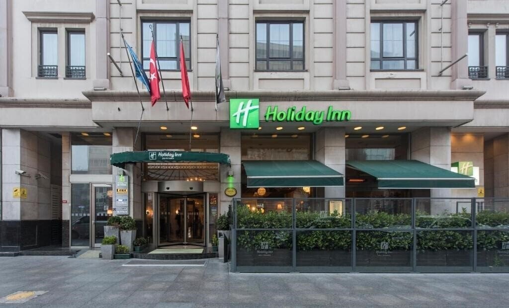 Отель Holiday Inn Istanbul Sisli 5*