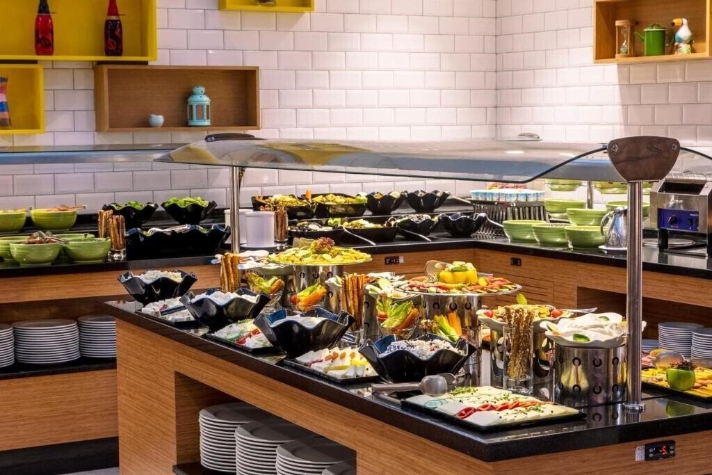 Изображение Holiday Inn Istanbul Sisli 5*