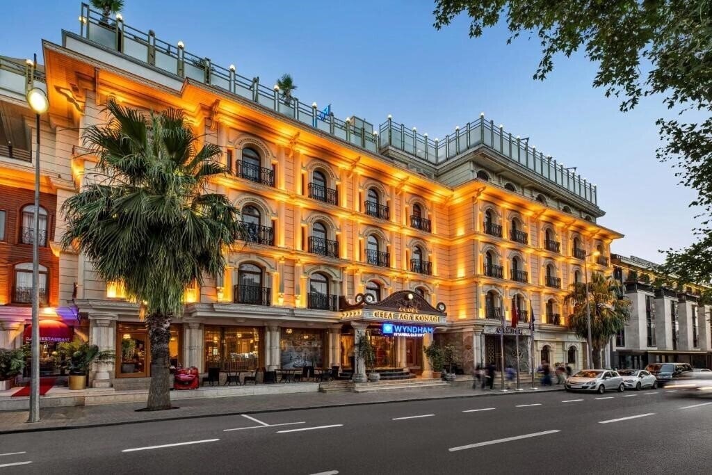 Фото Wyndham Istanbul Old City Hotel 5*