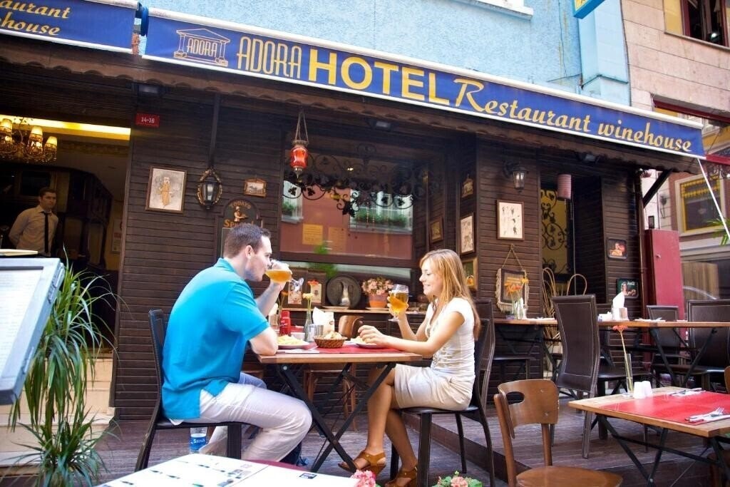 Готель Adora Hotel 3*
