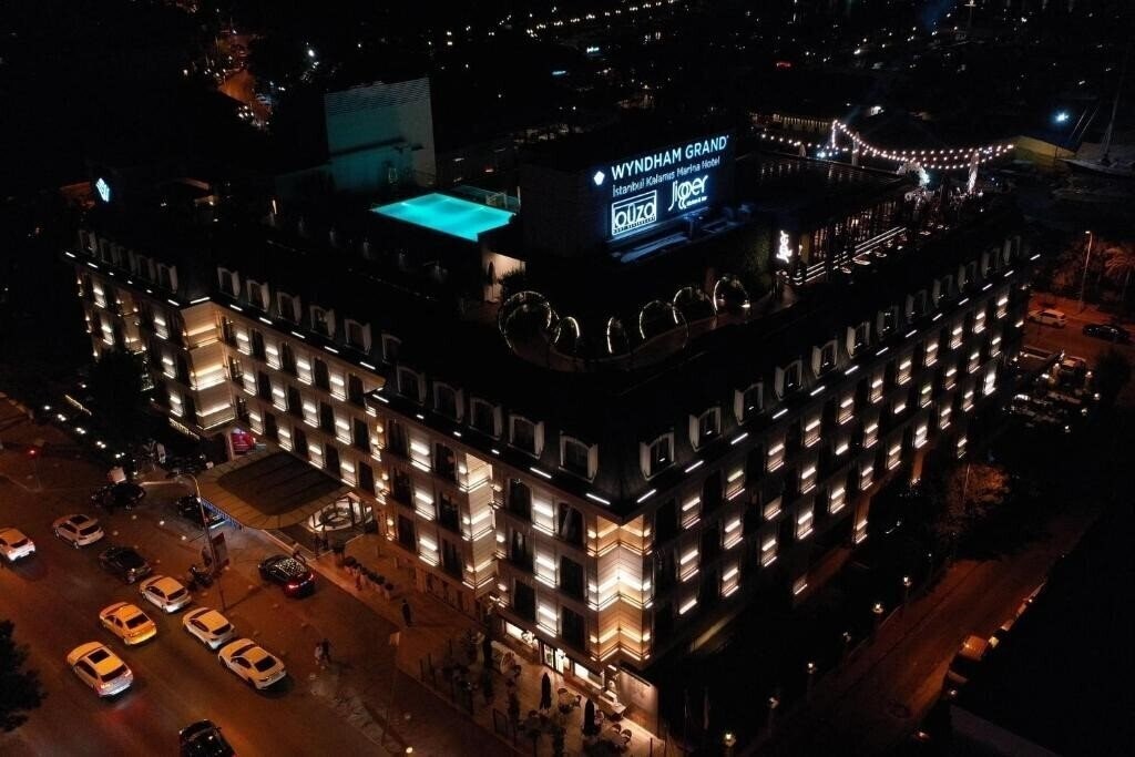 Фотографія Wyndham Istanbul Kalamis Marina 5*