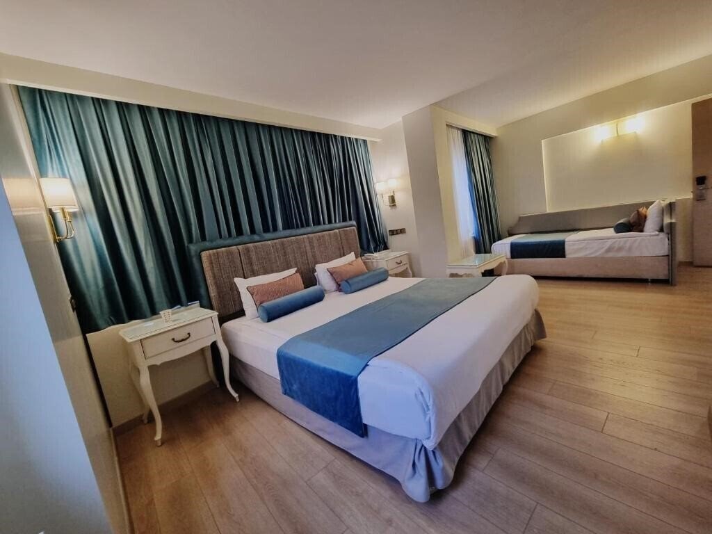 Картинка Taximtown Hotel 4*