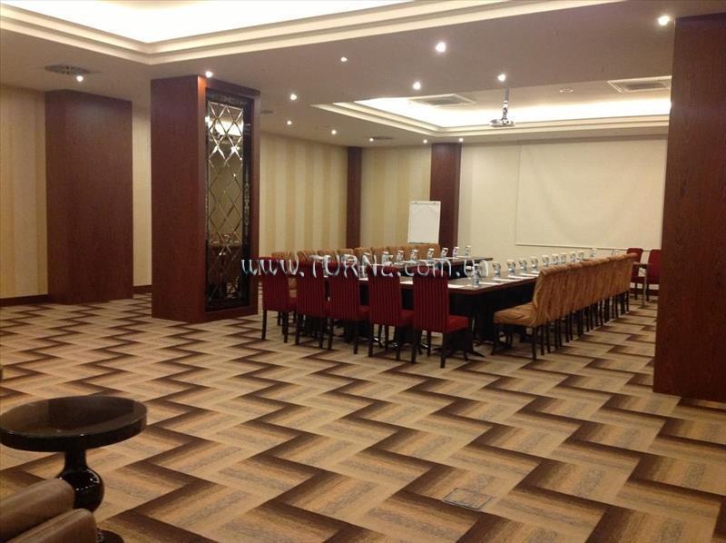 Фото Ramada Hotel Suites 4*