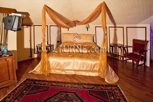 Готель Saints Sophia 3*