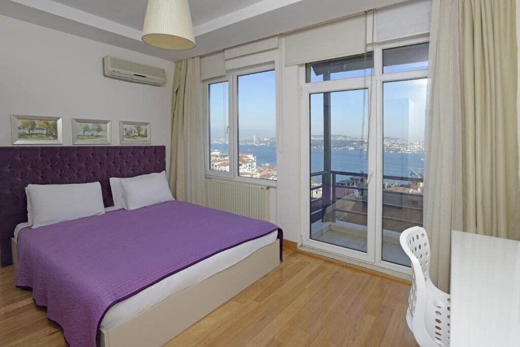 Готель Cheya Taksim BNB Gumussuyu Istanbul City Center Comfort Residence 4*