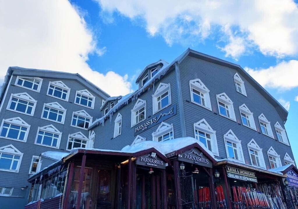 Отель Parnassius Uludag Hotel (ex. Lizbonia Hotel Uludag) 4*