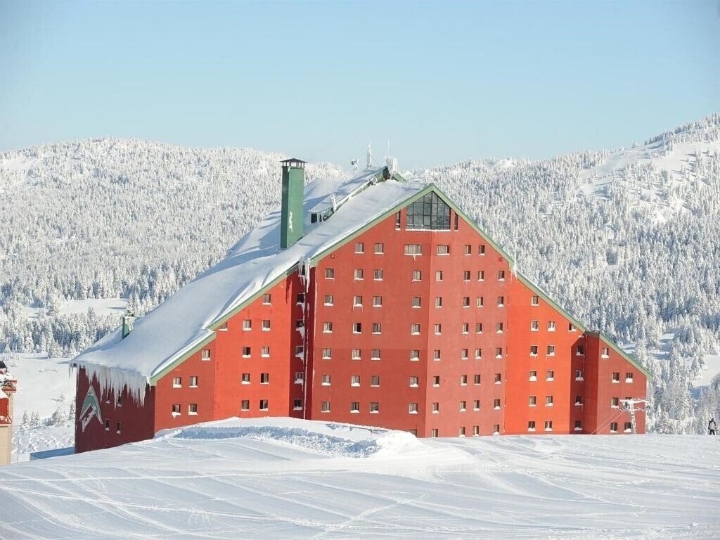 Готель Karinna Hotel 4*