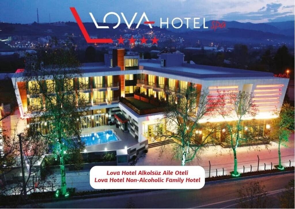 Отель Yalova Lova Hotel & SPA Yalova 4*