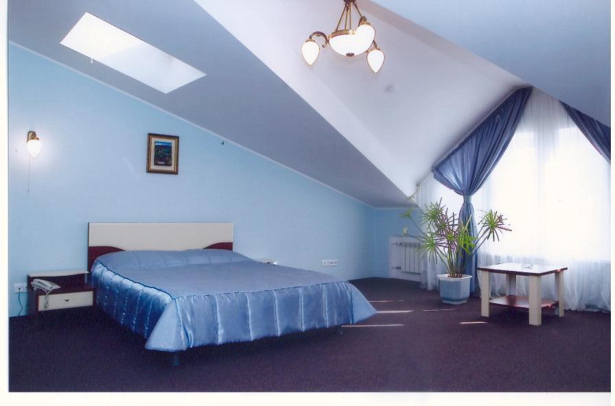 Готель European 4*