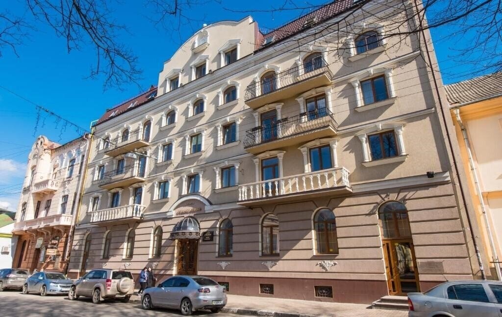 Готель Stanislaviv 3*
