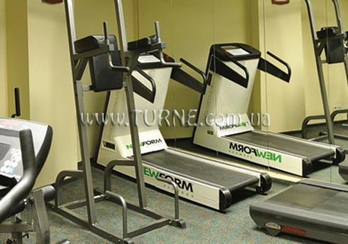 Отель Днипро 4*